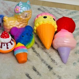 Jumbo Squishy set Needs to go!